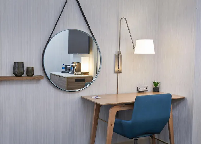 Delta Hotels By Marriott Detroit Novi