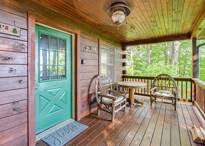 Near Hikes & River! Pet-Friendly Bryson City Haven