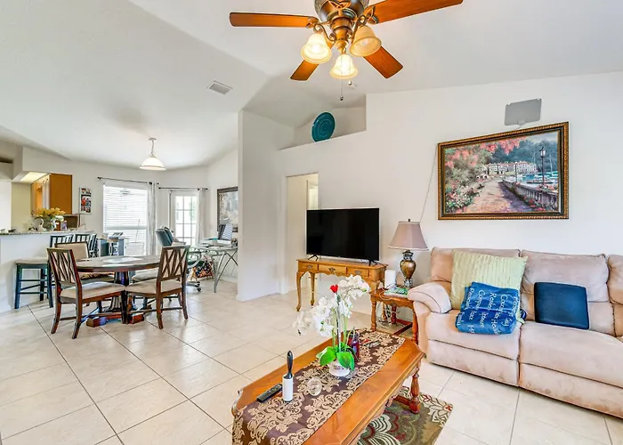 Port Charlotte Home ~ 3 Mi To Beach & Harbor!