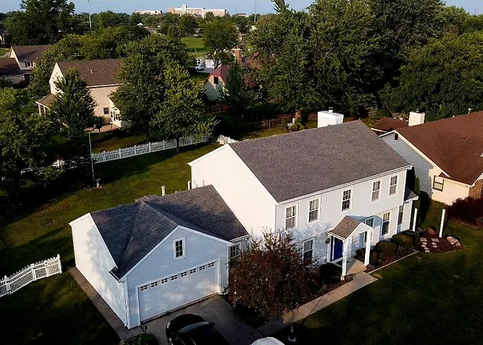 Entire Home In Golf Community - 5 Furnished Bedrooms