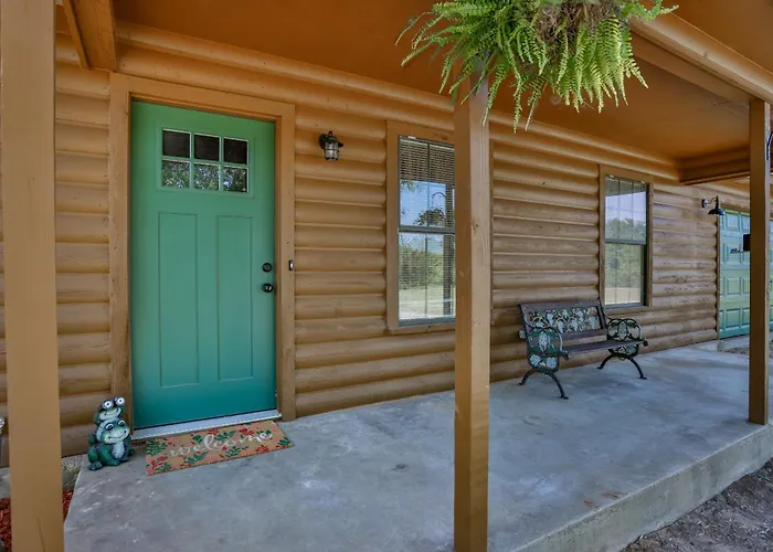 3-Bedroom 2 Bath With Hot Tub Near Winstar