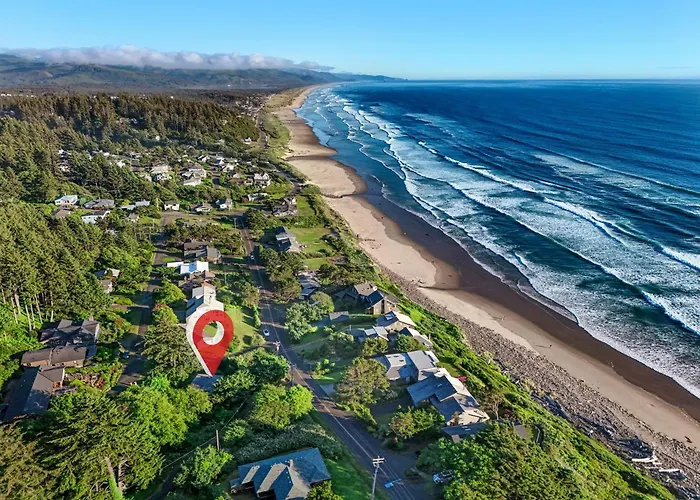 Pet-Friendly Oceanview Cabin Near Manzanita