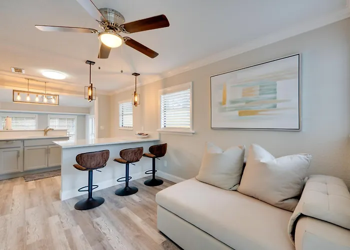 Apopka Home W/ Yard & Grill Near Wekiwa Springs!