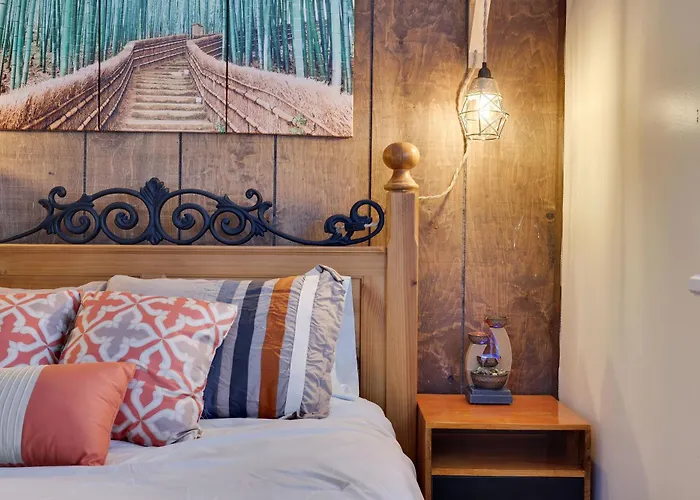 Woodland Escape-0.6Mile To Lake Beach Pet Friendly
