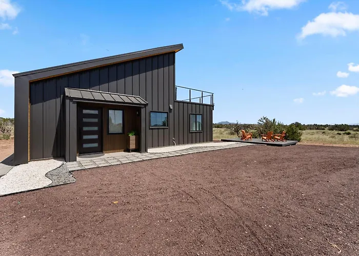 Luxe Desert Retreat - Near Grand Canyon South Rim