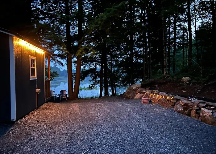 Harrisville Love Shack