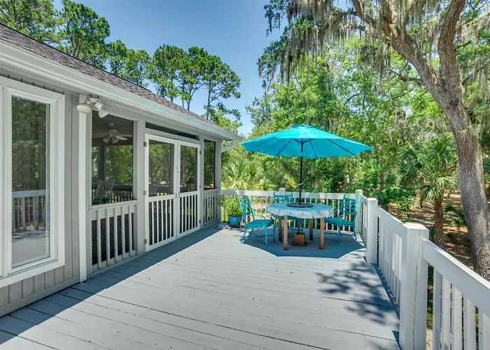 Near Edisto Beach State Park: Home W/ Lanais!