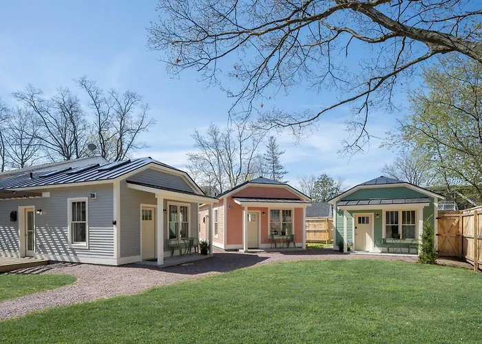 Queen City Bungalow & Cottages