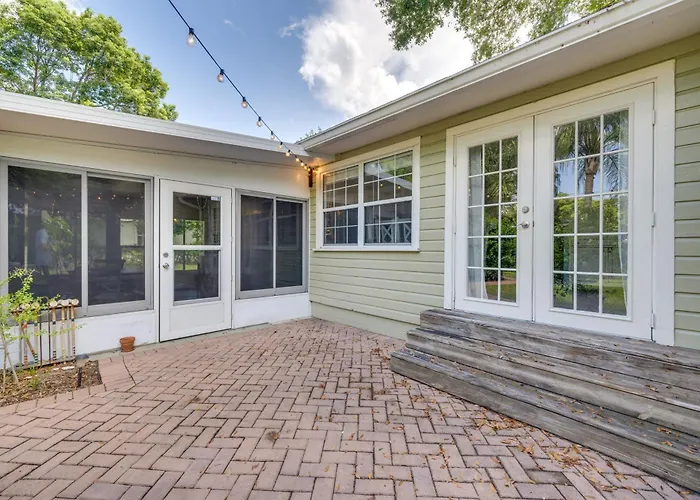 Walk To Historic District! Mt Dora Cottage