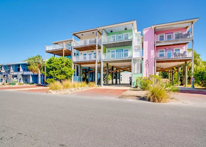 Oceanfront Oasis In Cedar Key W/ 2 Balconies!