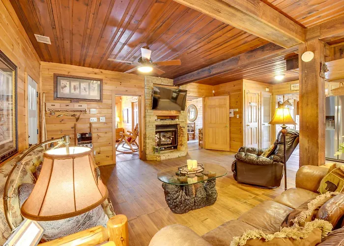 Hot Tub & Fire Pit: Riverfront Helen Cabin