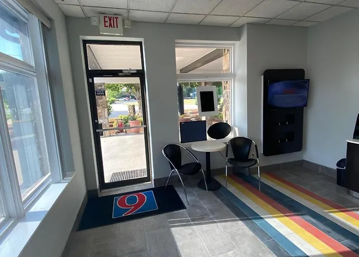 Motel 6 Manchester Tn