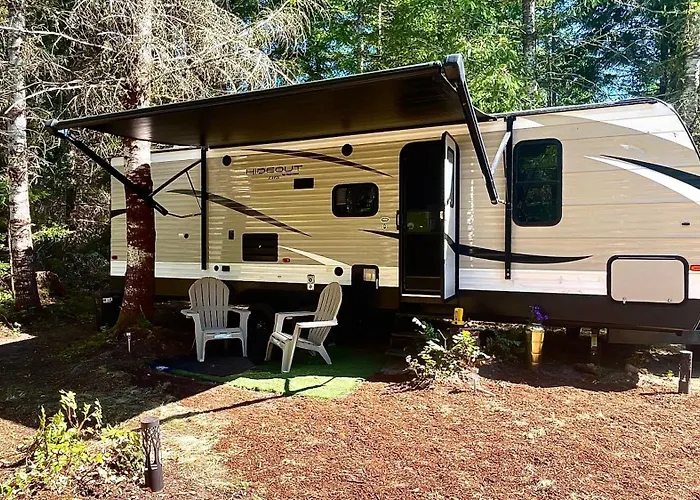 Rainier Rv Half A Mile Away From Mt Rainier