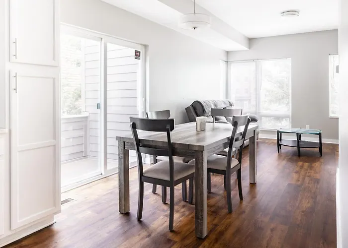 Luxury Downtown Townhome Unit 14