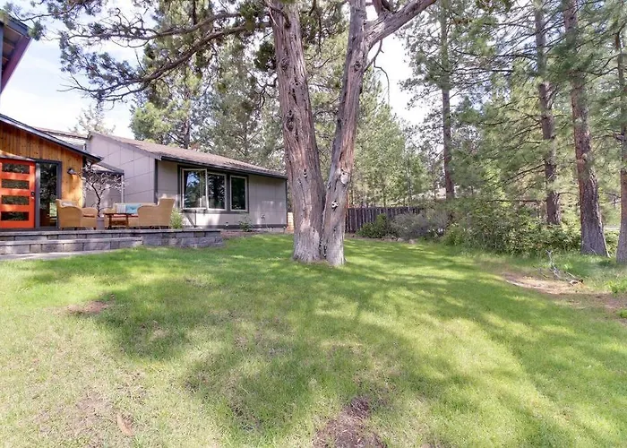 2 Master Suites, Fenced Yard, Hot Tub