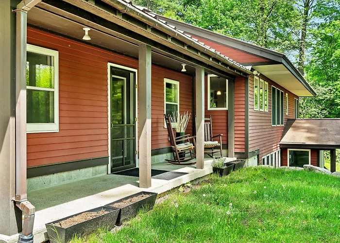 Saratoga Guest House