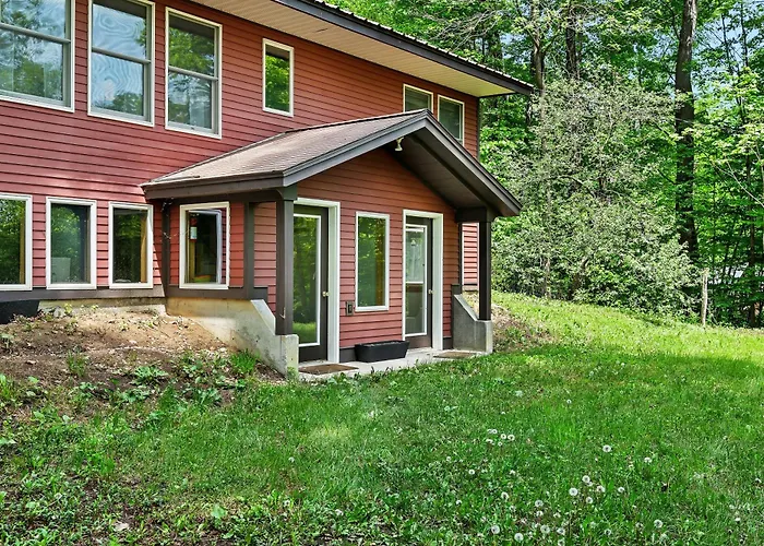 Saratoga Guest House