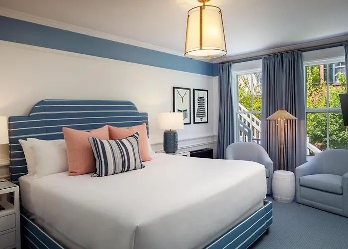 76 Main Ink Press Hotel