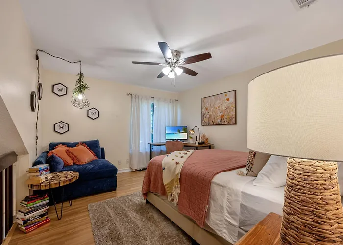 Townhome In Pbg, King Bed, Pergola, Bbq & Fire Pit