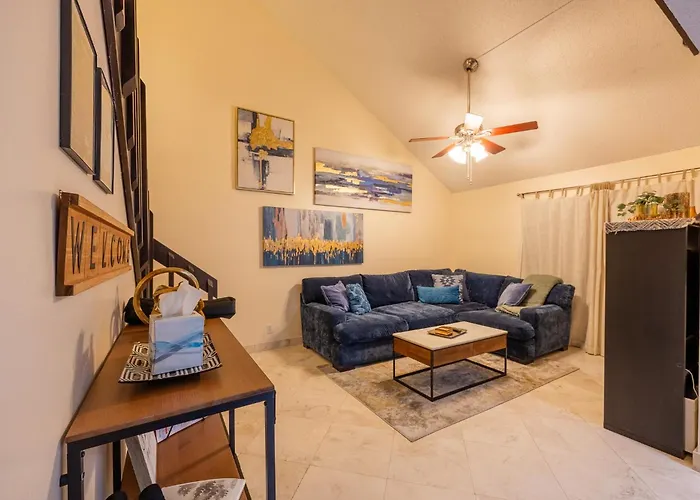 Townhome In Pbg, King Bed, Pergola, Bbq & Fire Pit