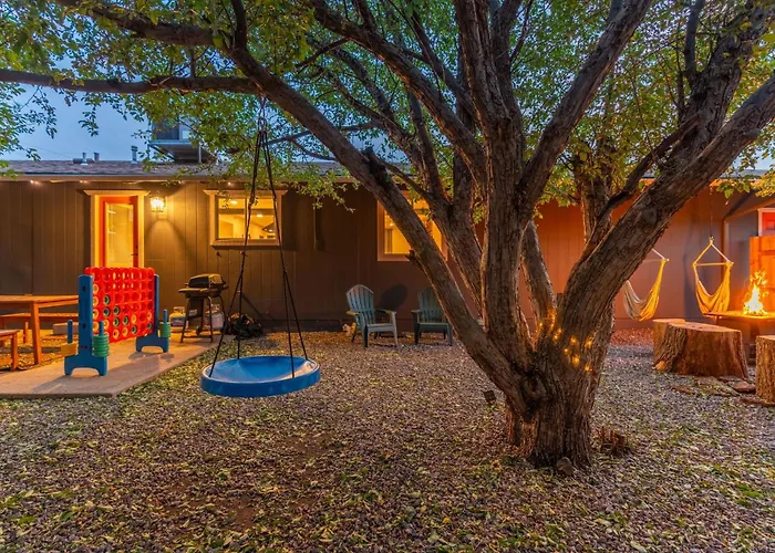 Walk To Gc Train Depot And Route 66, King Beds, Game Room, Bbq, Firepit