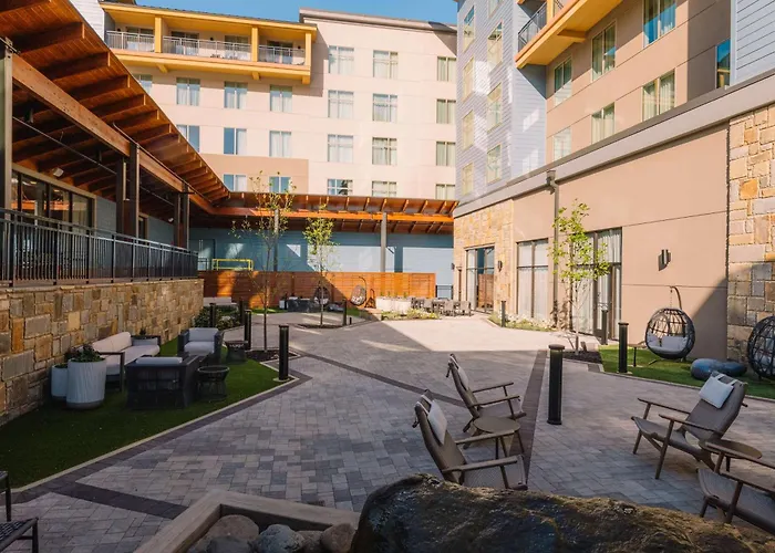 Embassy Suites By Hilton Gatlinburg Resort