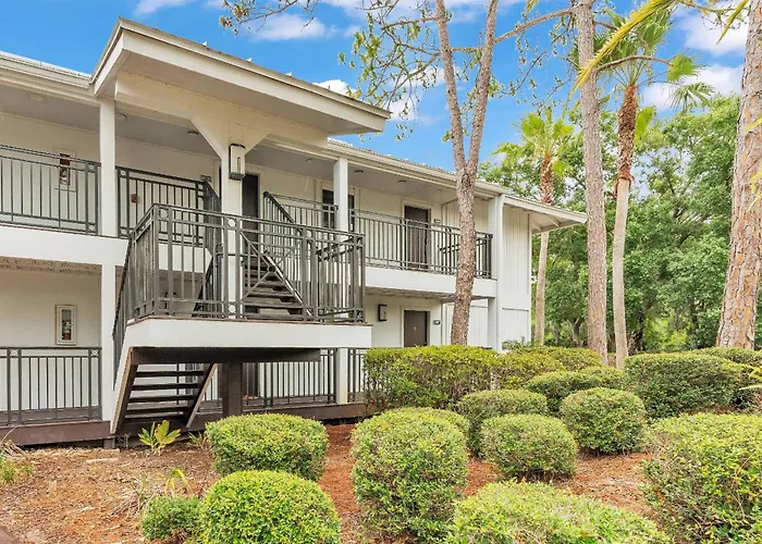 Fox Hunt Studio Suite - Golf Course Views - 1020