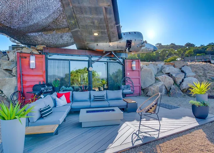 Fallbrook Airplane Home W/ Fire Pit & Mtn Views!