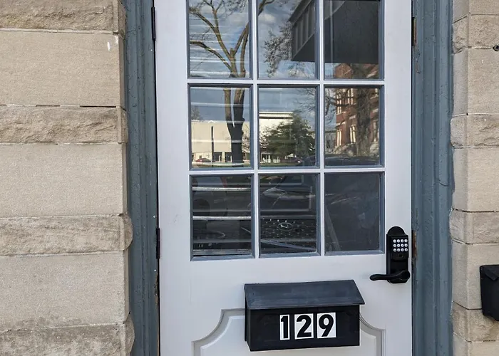 Private Apartments And Sleeping Rooms Near Marathon, Hershey
