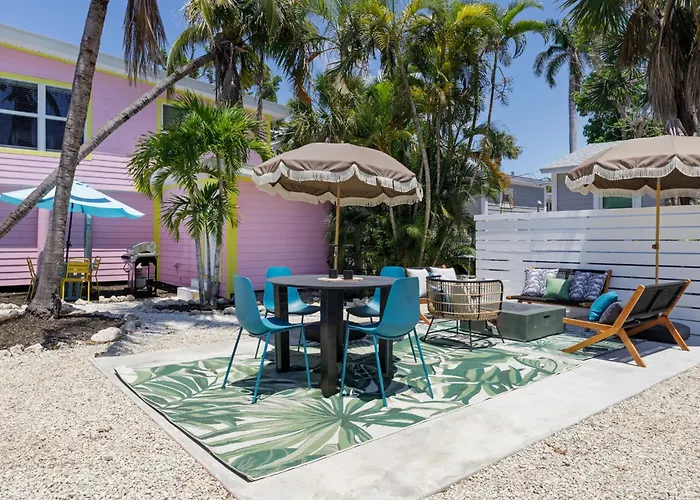 The Egret Residence At The Sandpiper Inn Bikes Beachgear