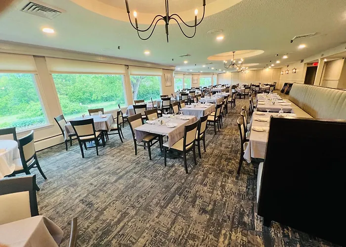 Town & Country Inn & Resort