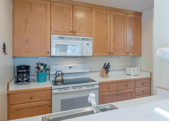 Greyhawk Condo 09