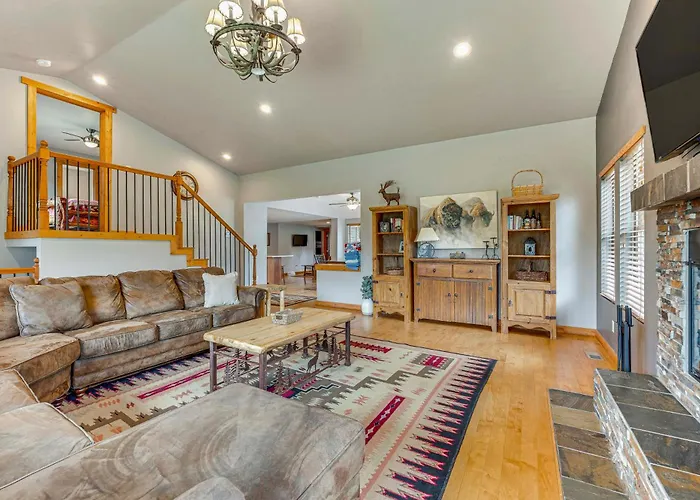 2 Mi To Downtown: Home W/ Hot Tub In Estes Park!