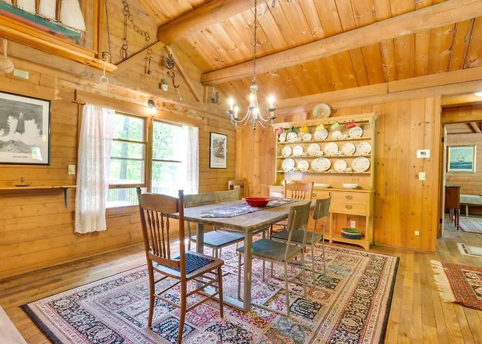 Updated Mtn Cabin On 20 Acres W/ Large Waterfall