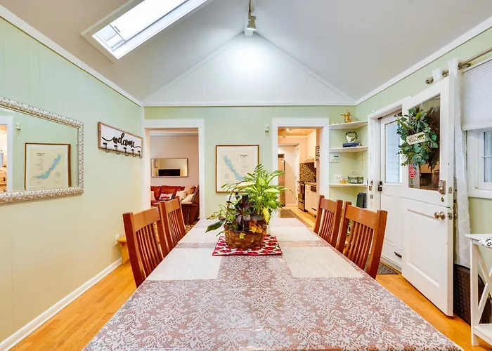 Prime Lakeside Village Location: Apt W/ Kitchen!