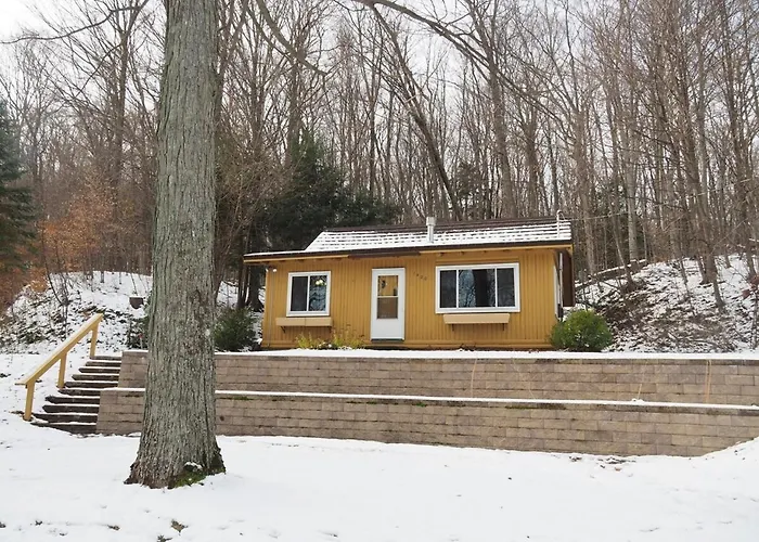 The Crystalaire Cabin - Charming And Relaxing!