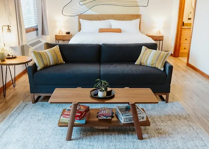 Mt Jackson Suite Boutique Hotel Hospitality
