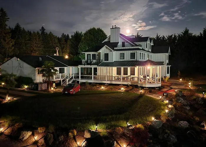 Hollywood Manor House