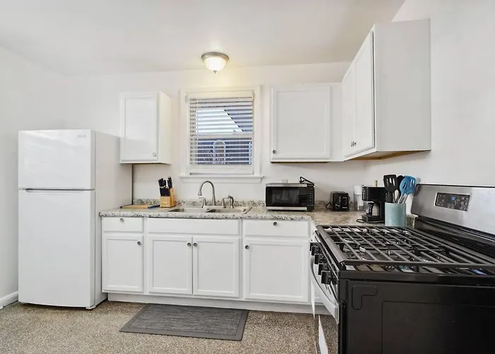Nola - 2Bd -Vacation Hub