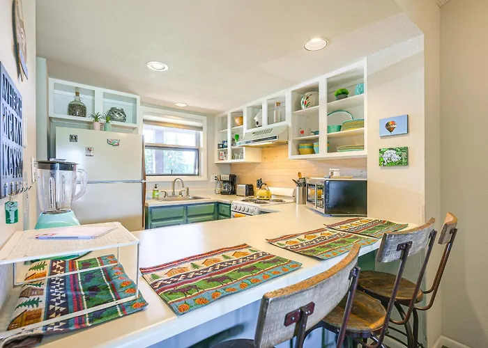 Dog-Friendly Pagosa Springs Studio: Grill & Views!