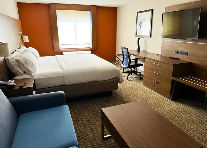 Holiday Inn Express & Suites - Lincoln East - White Mountains By Ihg