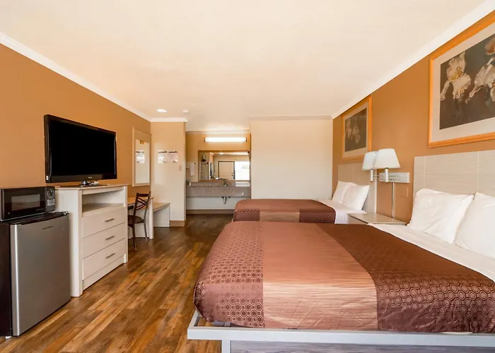 River Valley Motor Inn By Oyo La Grange Texas