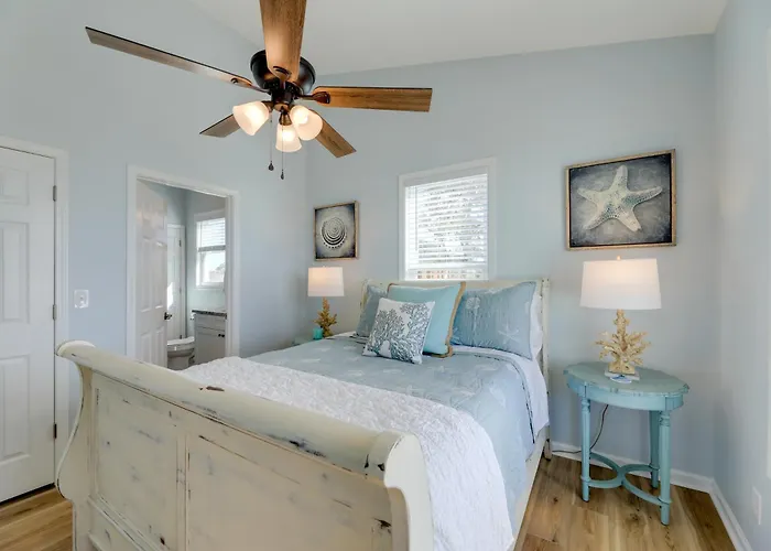 Waterview Home W/ Sunset & Lighthouse Views