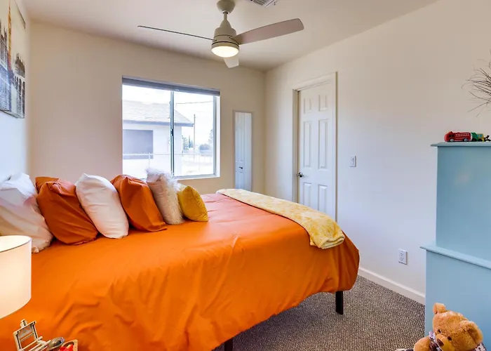 Kingman Vacation Rental W/ Yard + Fire Pit