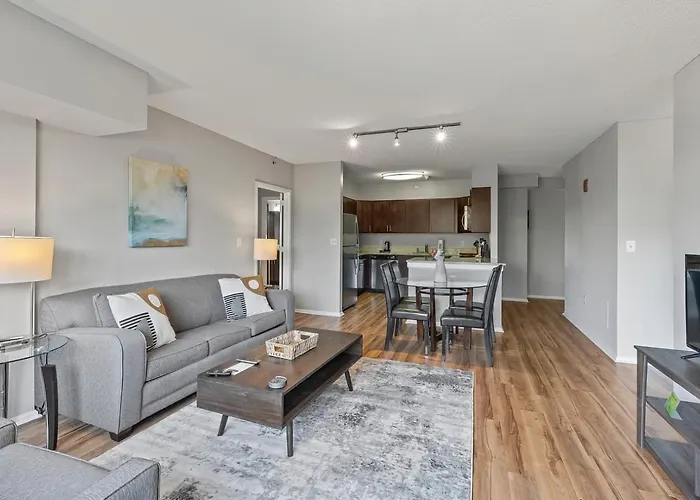 Modern Apt With Kitchen And Gym