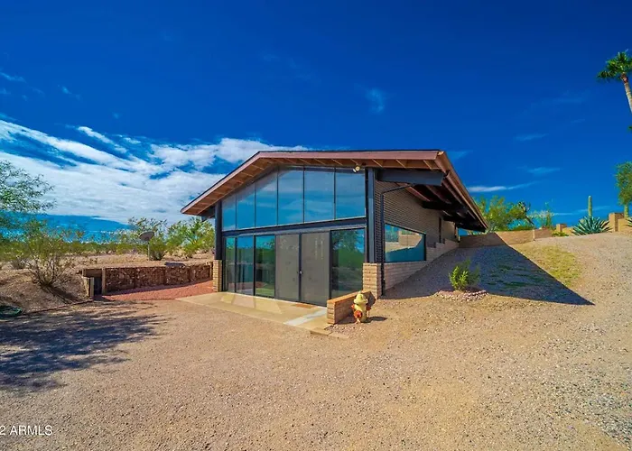 The Wickenburg Guest House