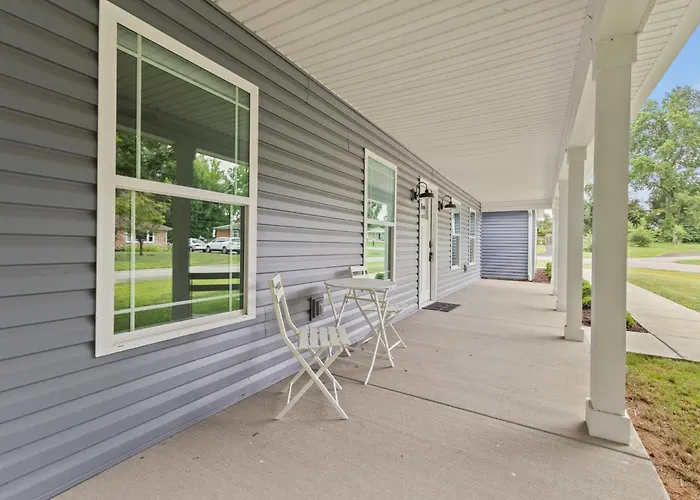 Edgewood - Work Friendly & Near Downtown