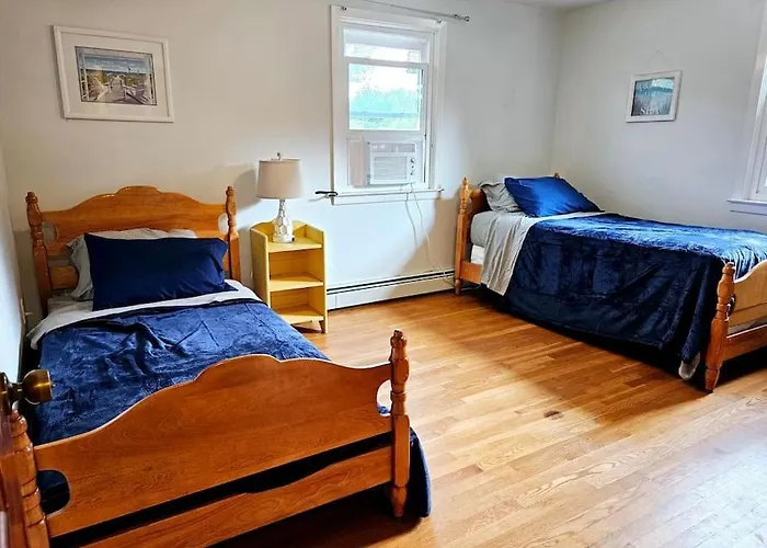 Warwick Colonial Retreat