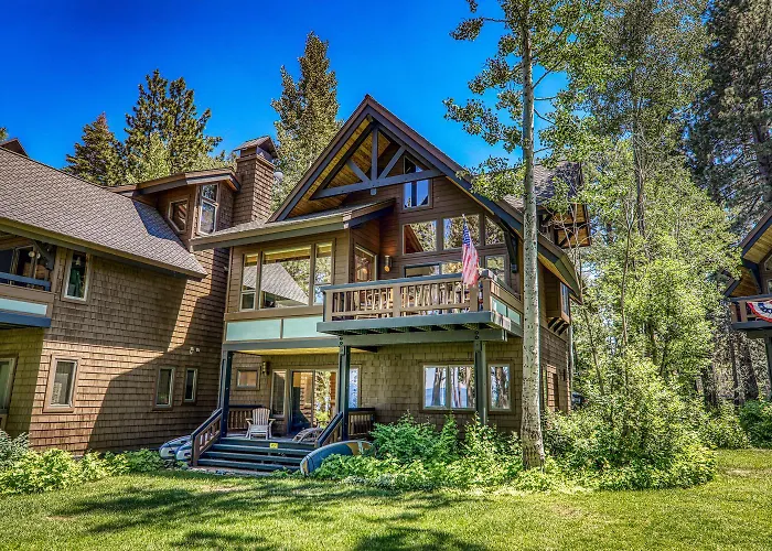 Chambers Lakeside Escape W Lake Views & Hoa Access!