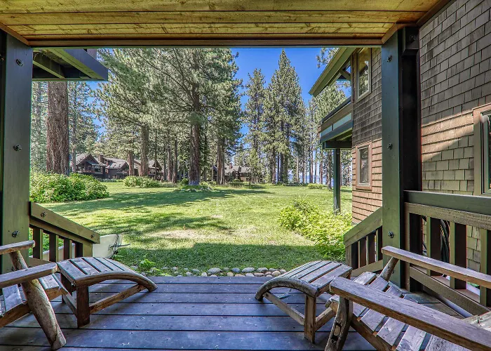 Chambers Lakeside Escape W Lake Views & Hoa Access!